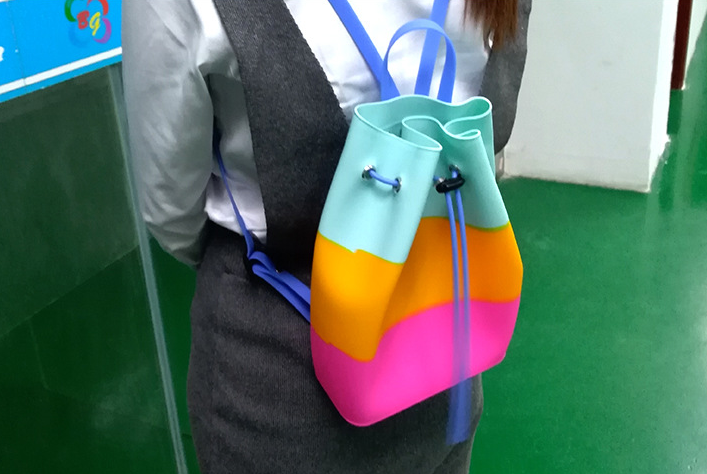 硅胶零钱包 硅胶零钱包