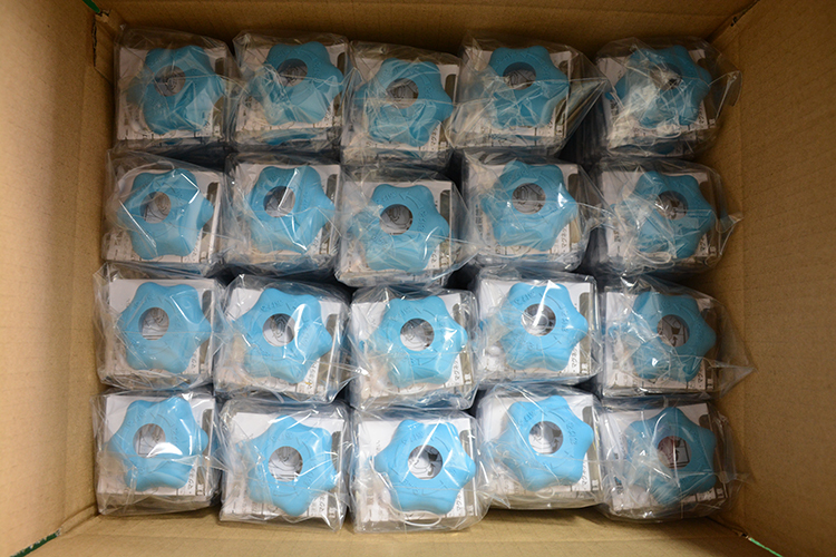 硅胶日用品外贸工厂，东莞创意硅胶日用品外贸爆款定制工厂哪家好