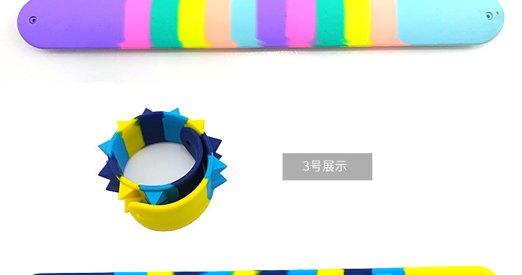 硅胶狼牙拍拍尺,狼牙啪啪手环,硅胶钉钉拍拍尺 硅胶狼牙拍拍尺,狼牙啪啪手环,硅胶钉钉拍拍尺